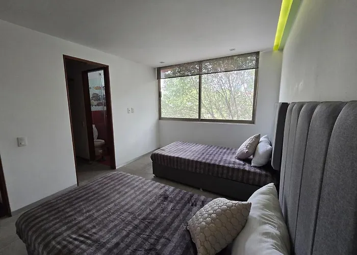 Lujosa Casa En Del Valle, 10 Personas, Garage, Jacuzzi Y Roof Garden Con Asador *